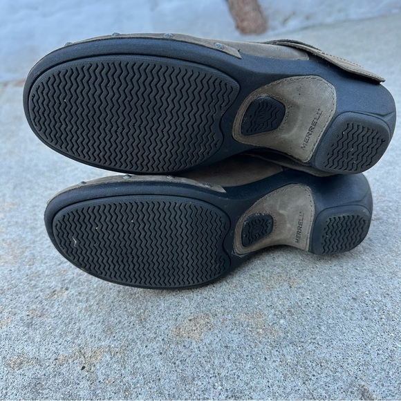 Merrell Drizzle Slip On Taupe Leather Clogs Mules with Studs Size 8 - Picture 7 of 8